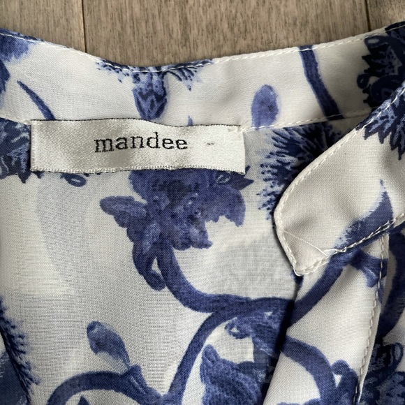Mandee Sz M blouse. Like new - Picture 4 of 7